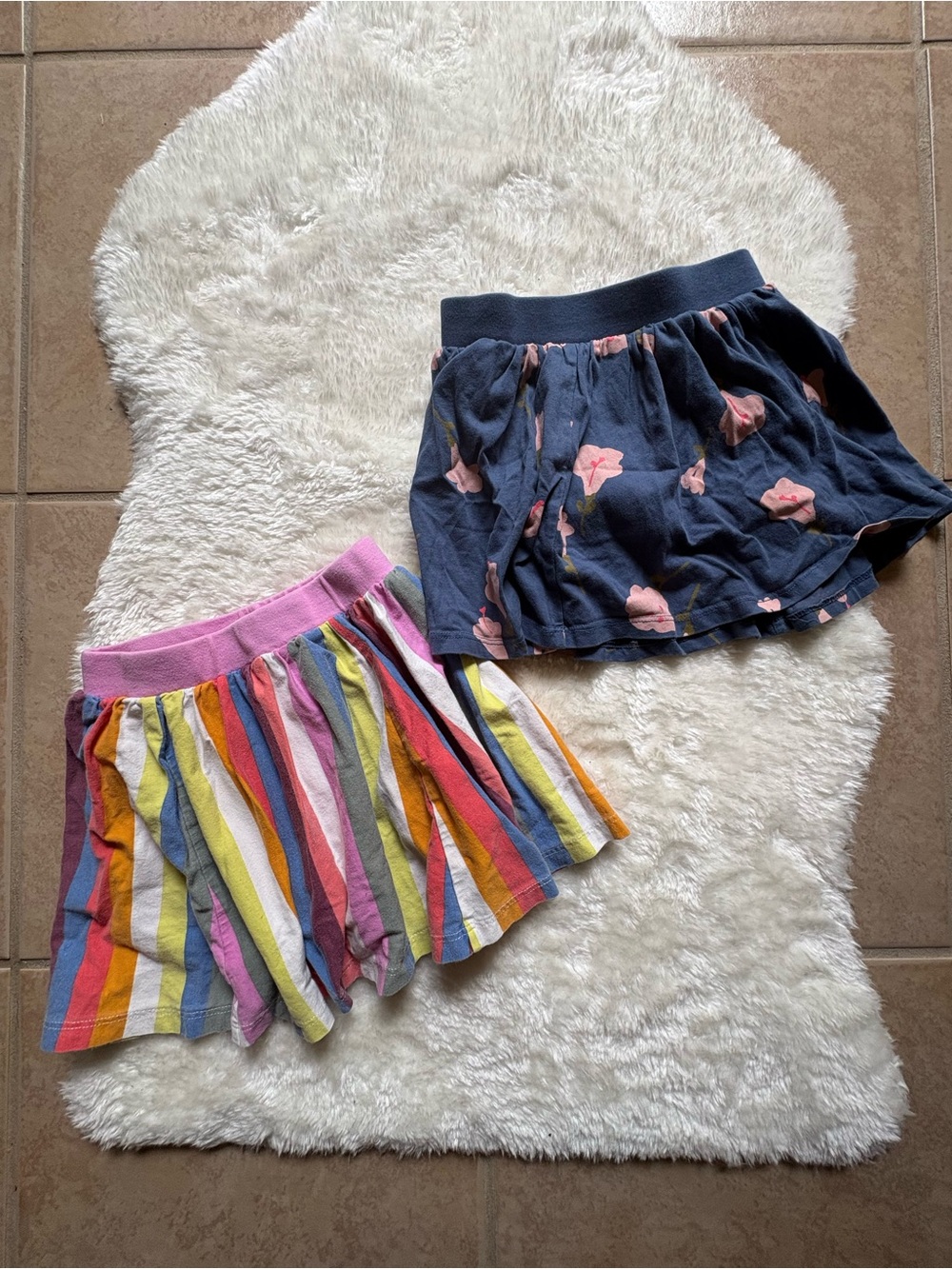 Tea Collection Girls Skorts Size 3 Lot of 2